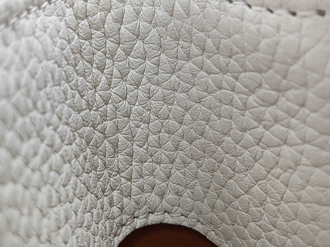 138
